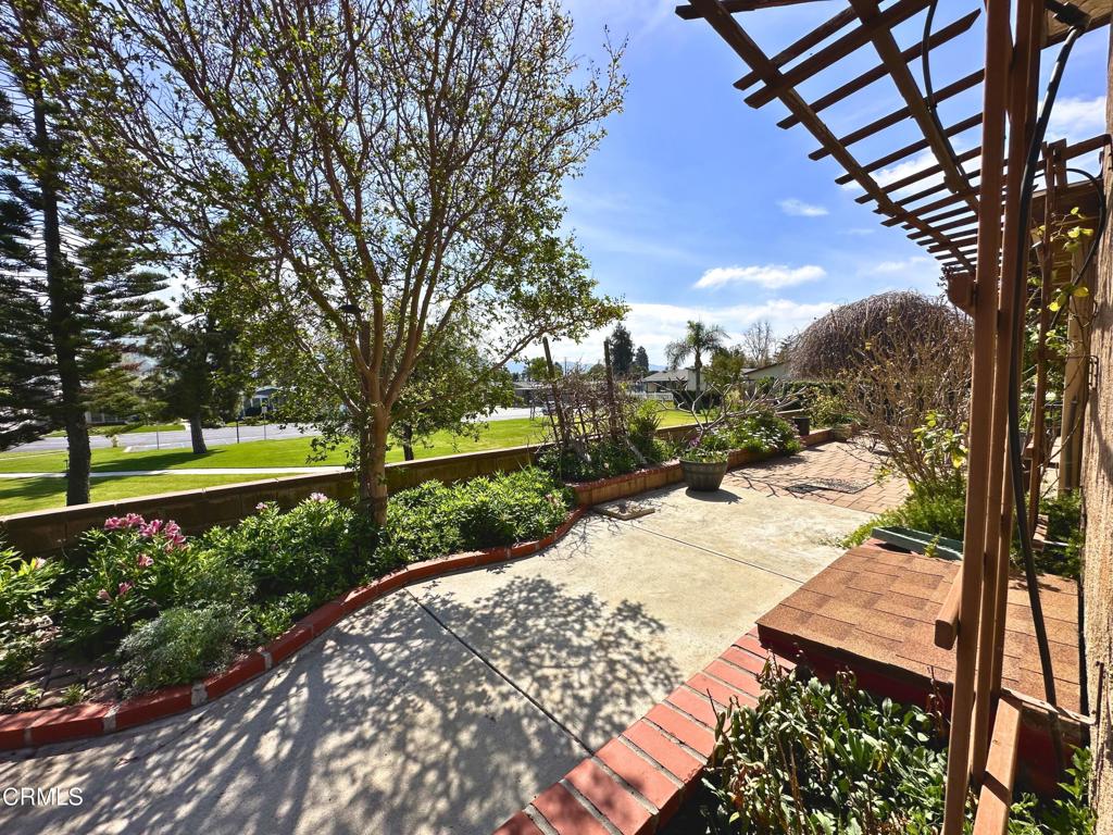 975 West Telegraph Road, Unit 77 Santa Paula, CA 93060 - Photo 2 of 42