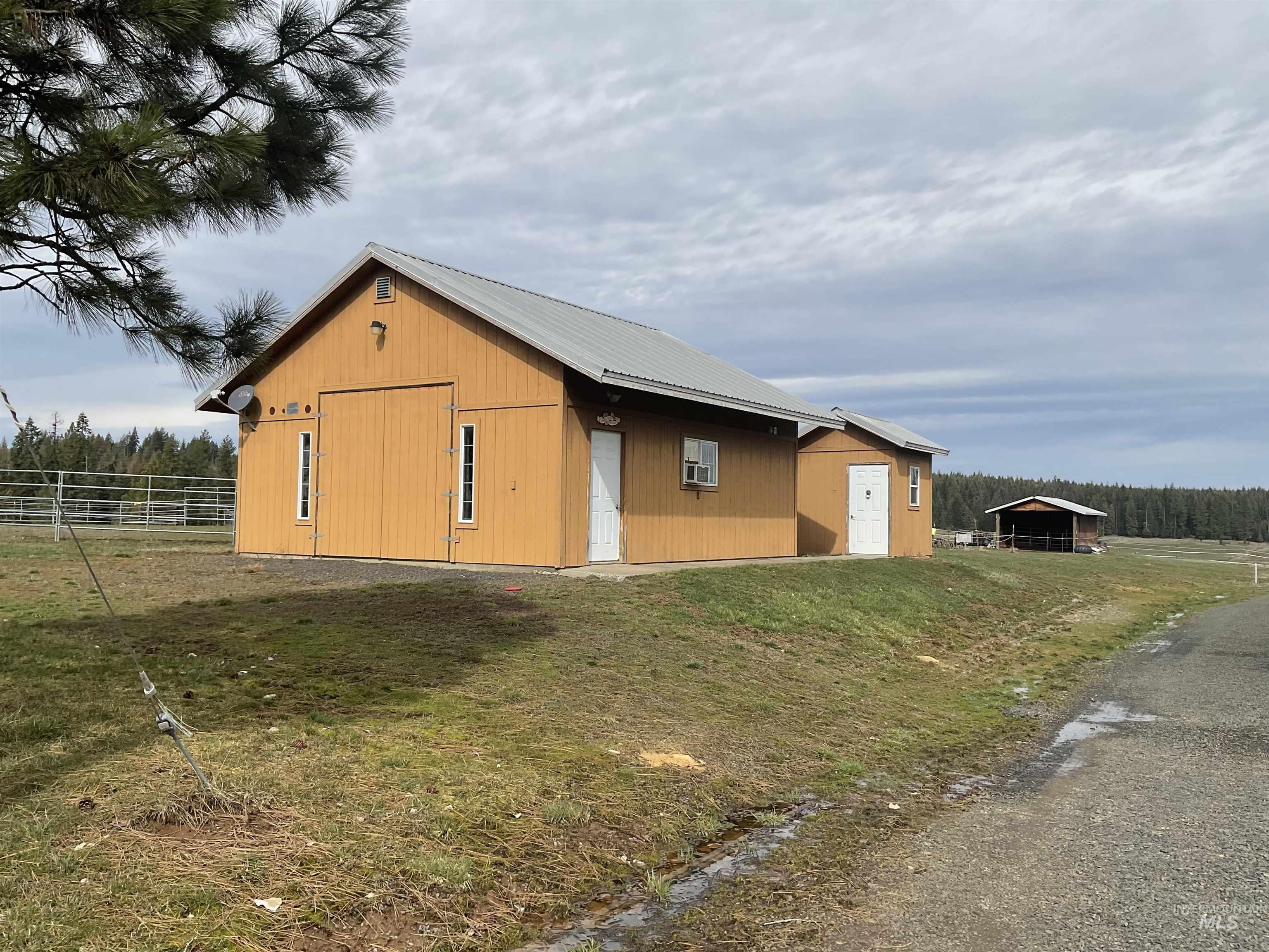 10749 Upper Fords Creek Road Orofino, ID 83544 - Photo 22 of 45 View of pole building