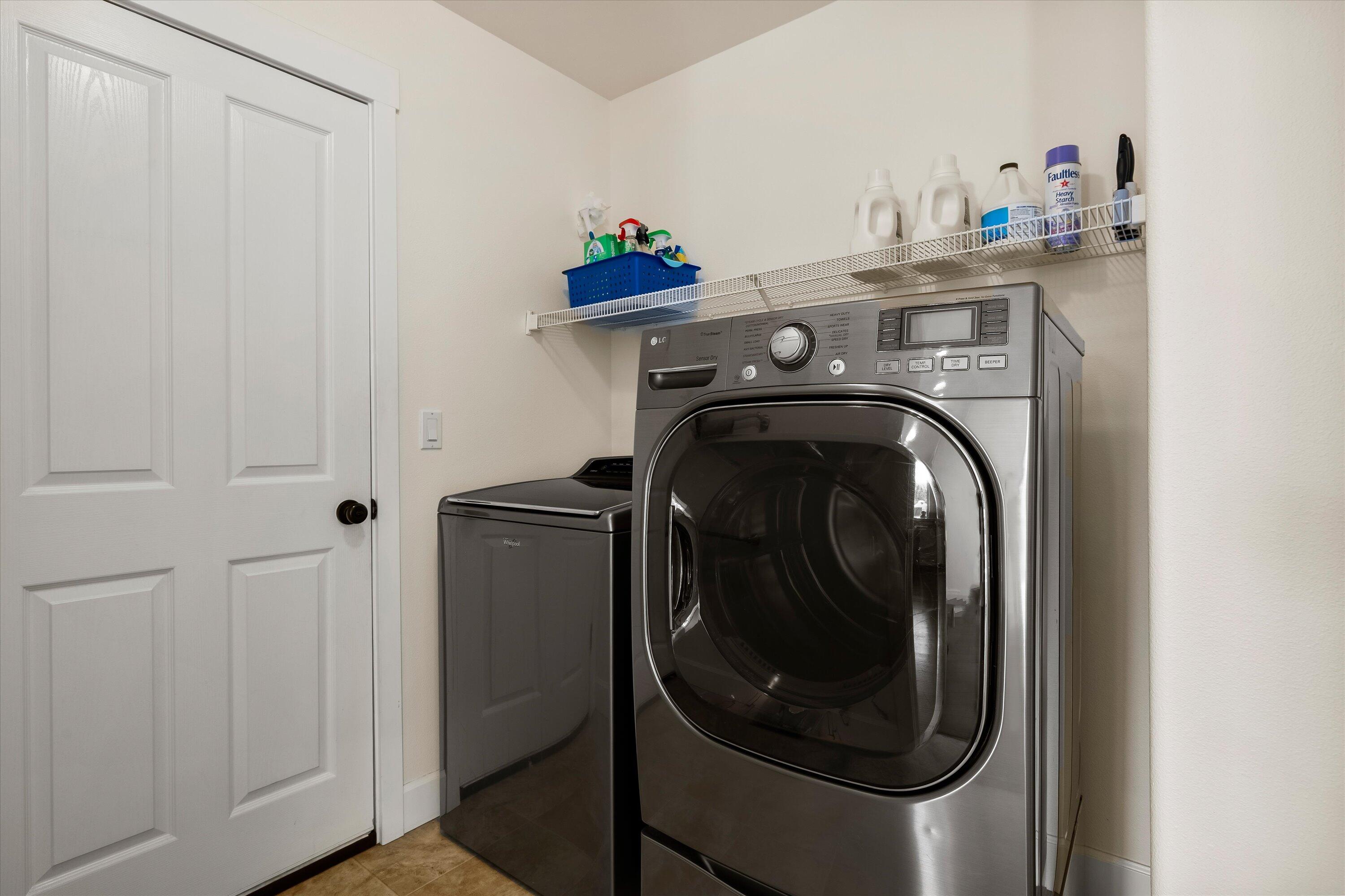 61705 Rigel Way Bend, OR 97702 - Photo 31 of 40 31-20250904 JILL ROSELL-18