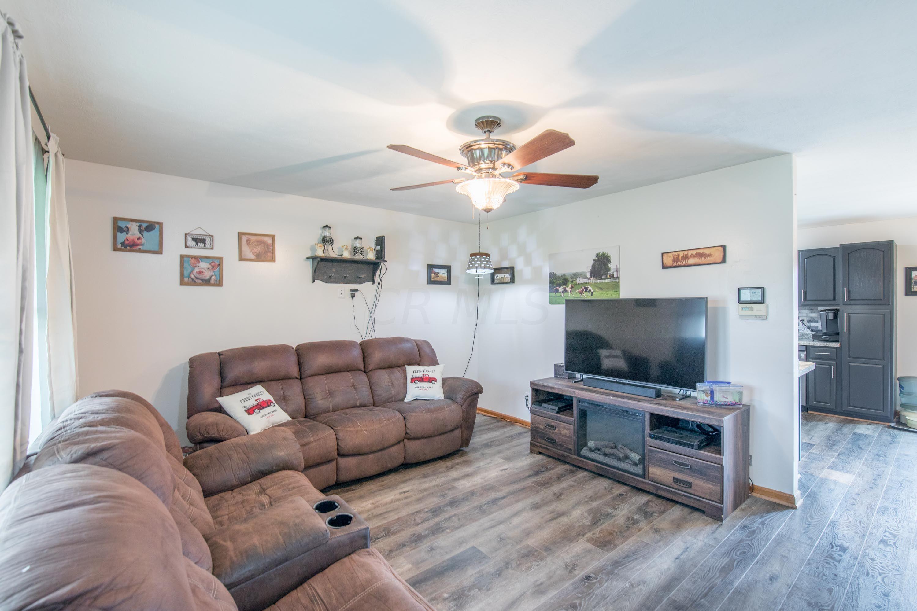 945 Tolliver Road Logan, OH 43138 - Photo 10 of 68