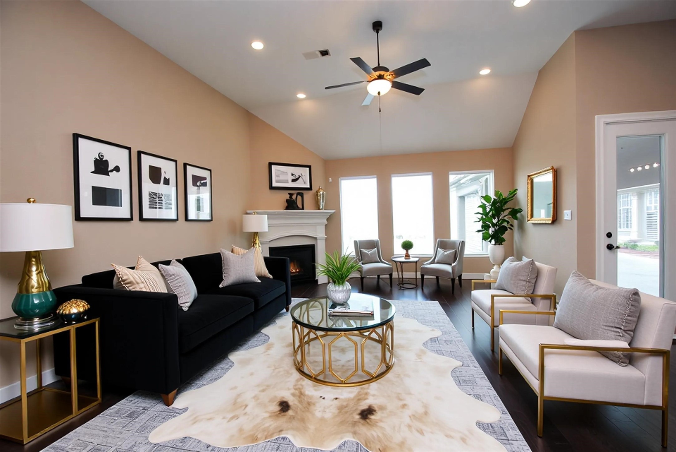2803 Quartz Rdg Drive Rosharon, TX 77583 - Photo 8 of 44 Family Room - Staged