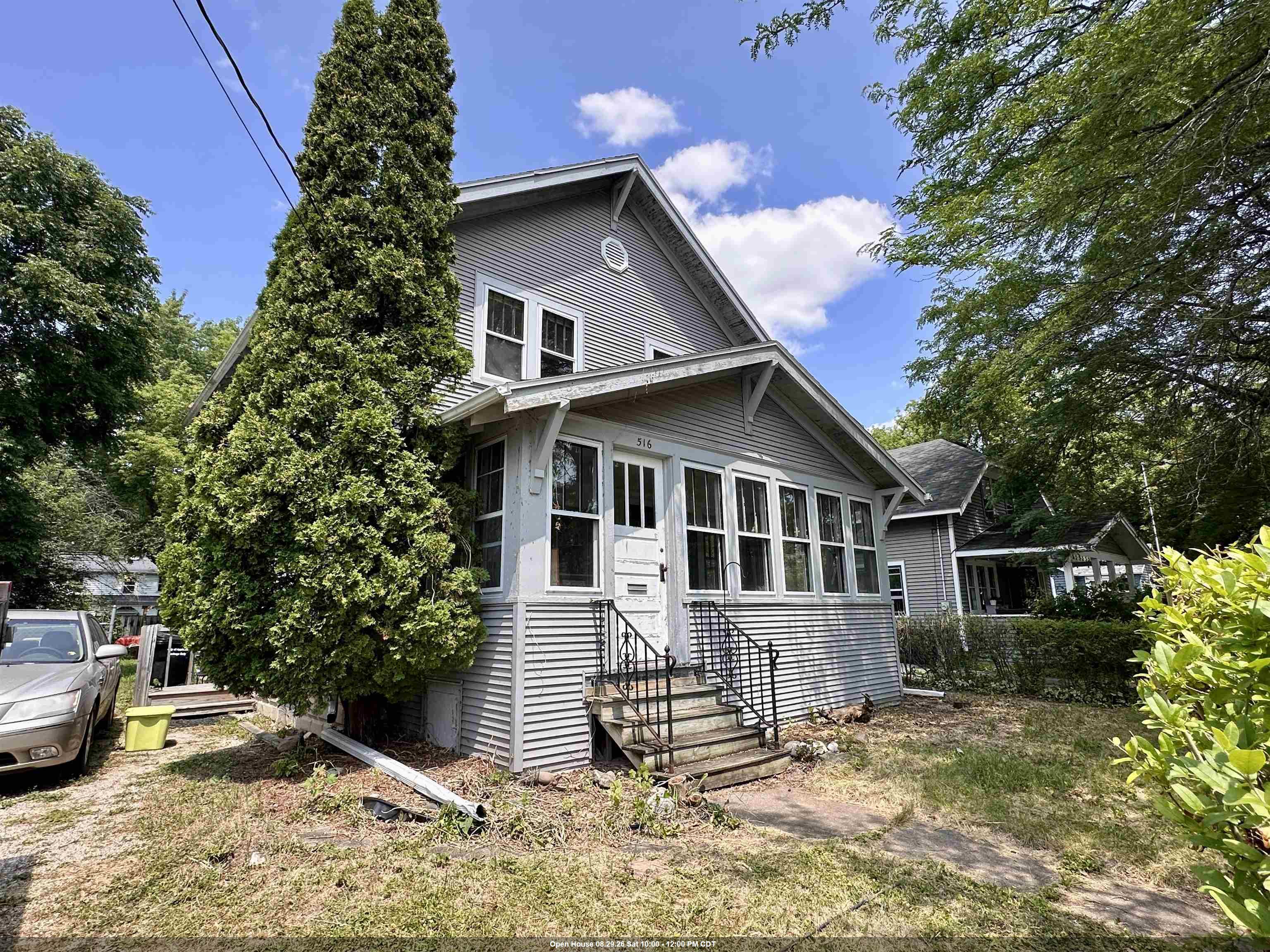 516 East Maple Street Appleton, WI 54915 - Photo 1 of 25 Gallery Image 1