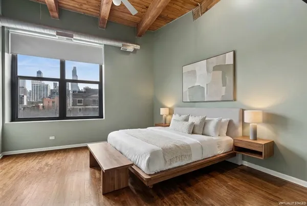 $575,000 | 525 West Superior Street, Unit 325, Chicago, IL 60654