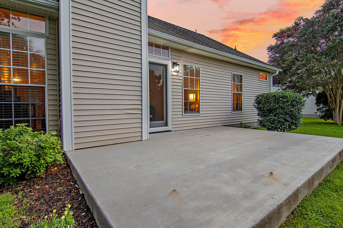 541 Veranda View Mount Pleasant, SC 29464 - Photo 31 of 44 Veranda View twilight_015