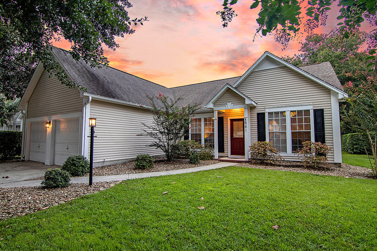541 Veranda View Mount Pleasant, SC 29464 - Photo 32 of 44 CREM_541 Veranda View twilight_007