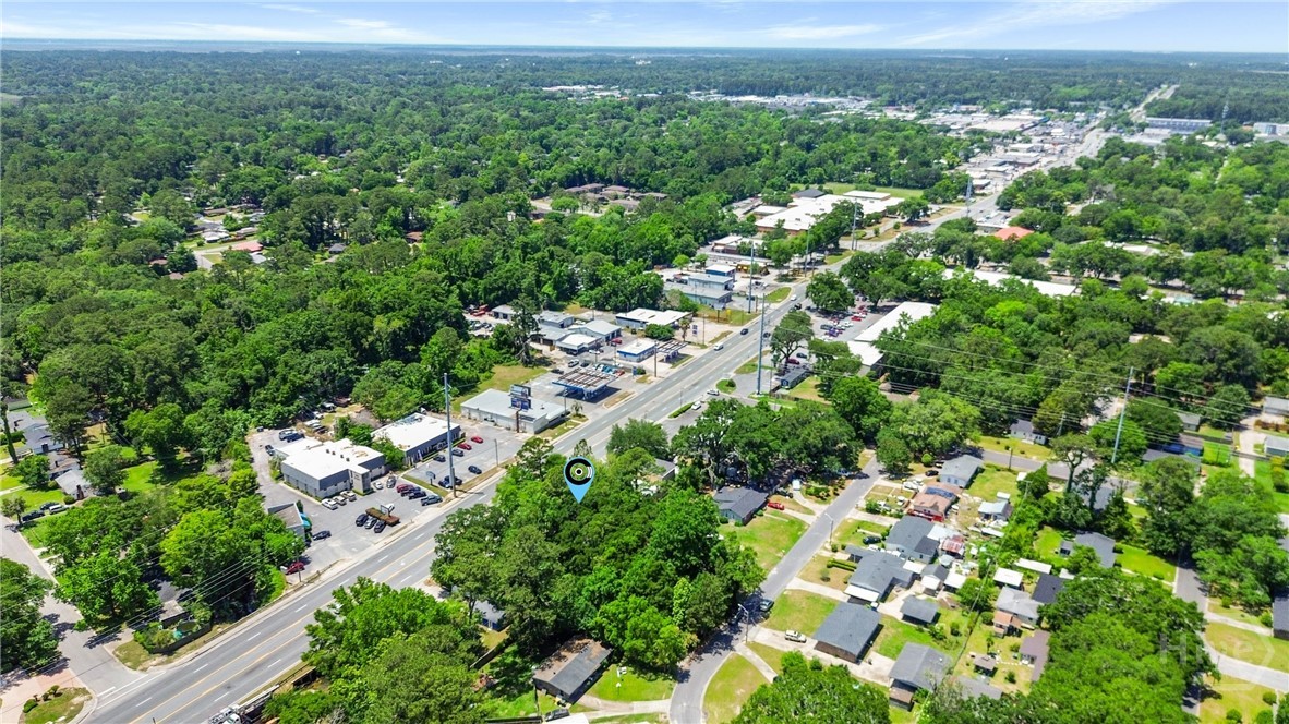 408 East Montgomery Cross Road Savannah, GA 31406 - Photo 11 of 26
