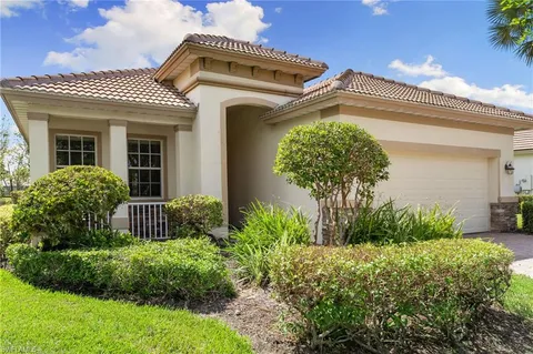 $529,000 | 3811 Lakeview Isle Court, Fort Myers, FL 33905
