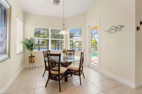$529,000 | 3811 Lakeview Isle Court, Fort Myers, FL 33905