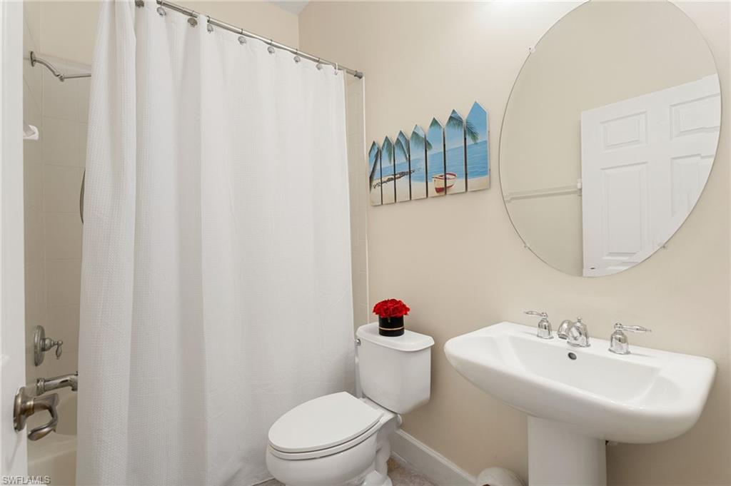 3811 Lakeview Isle Court Fort Myers, FL 33905 - Photo 18 of 35