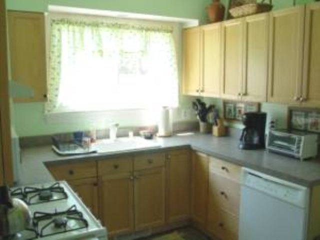 4 Cambridge Road Albany, NY 12203 - Photo 8 of 12 Photo 8