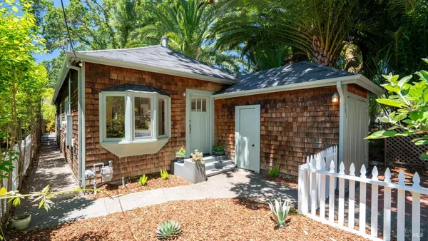 $975,000 | 103 Oak Knoll Avenue, San Anselmo, CA 94960