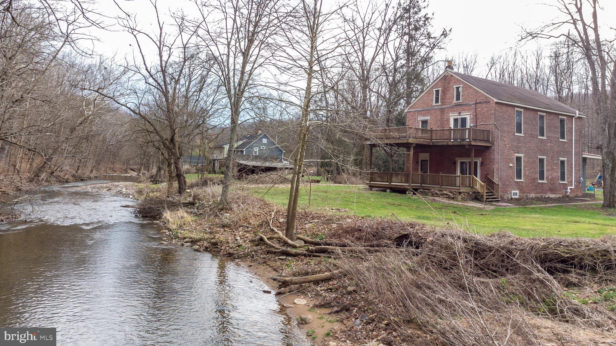 239 Red Bridge Road Kintnersville, PA 18930 - Photo 2 of 47