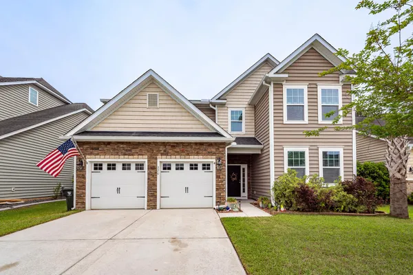 $464,900 | 320 Bracken Fern Road, Moncks Corner, SC 29461