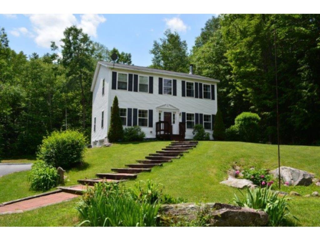 19 Hermit Road Gilford, NH 03249 - Photo 1 of 28