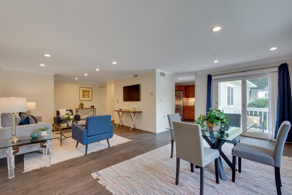 140 Lincoln Road, Unit 218 Lincoln, MA 01773 - Photo 4 of 22