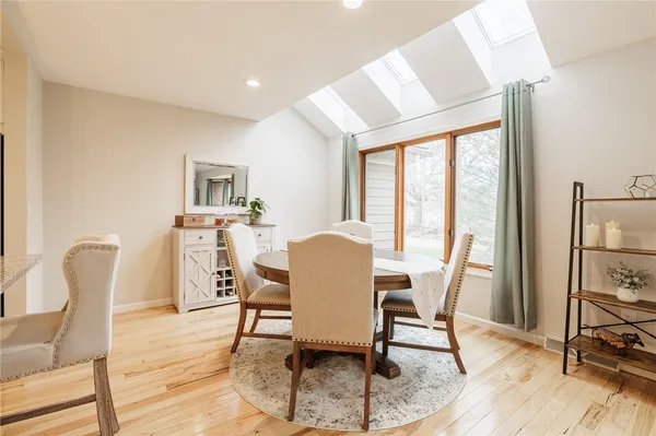 $299,900 | 1024 Hillsboro Cove Circle, Webster, NY 14580