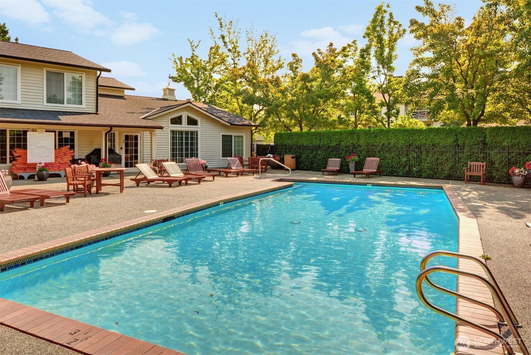 12404 East Gibson Road, Unit B304 Everett, WA 98204 - Photo 17 of 26