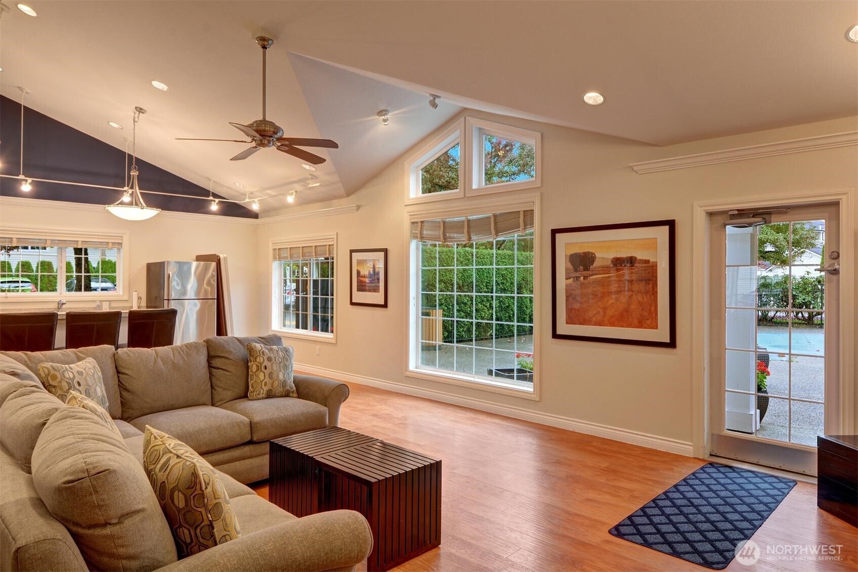 12404 East Gibson Road, Unit B304 Everett, WA 98204 - Photo 23 of 26