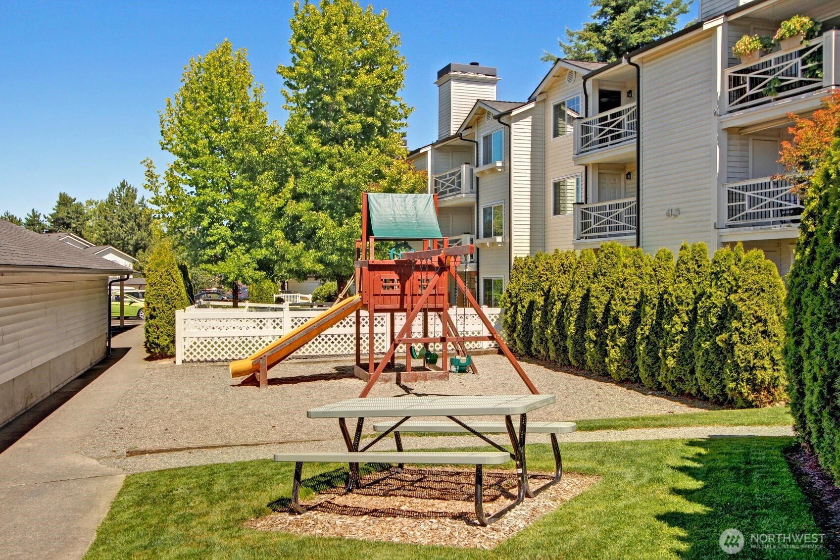 12404 East Gibson Road, Unit B304 Everett, WA 98204 - Photo 24 of 26