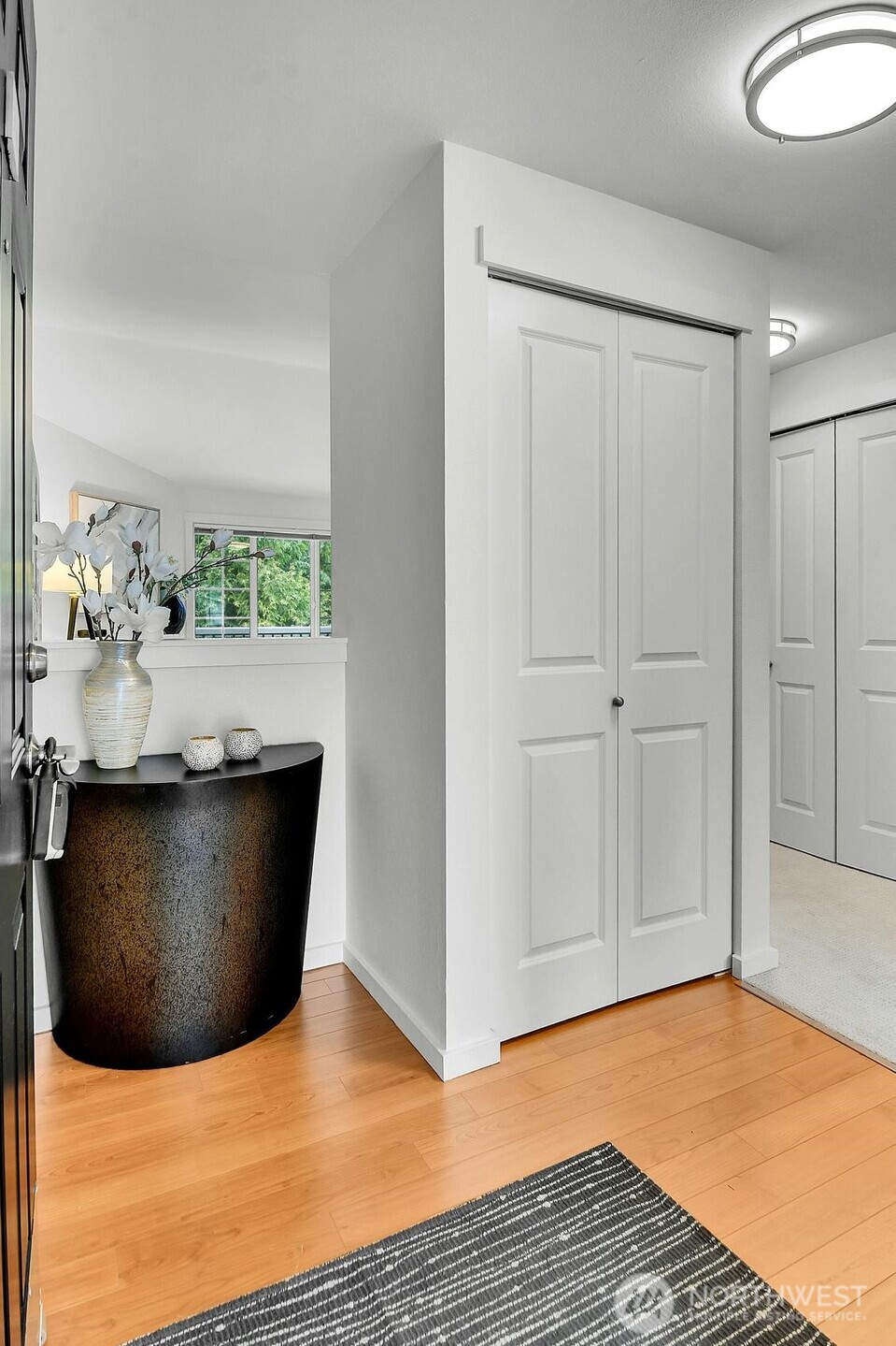 12404 East Gibson Road, Unit B304 Everett, WA 98204 - Photo 4 of 26