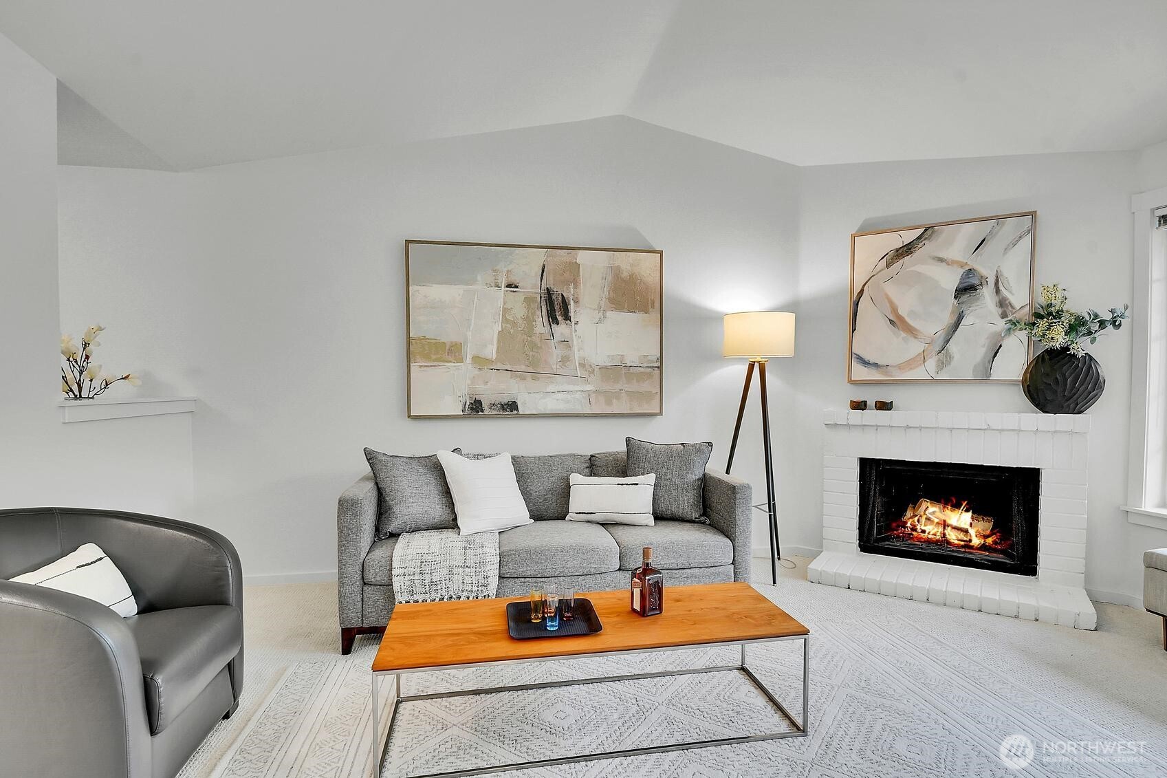 12404 East Gibson Road, Unit B304 Everett, WA 98204 - Photo 6 of 26