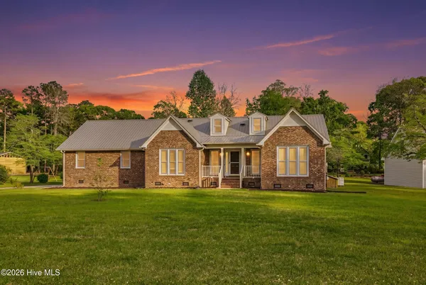 $470,000 | 2514 Hickory Street, New Bern, NC 28562
