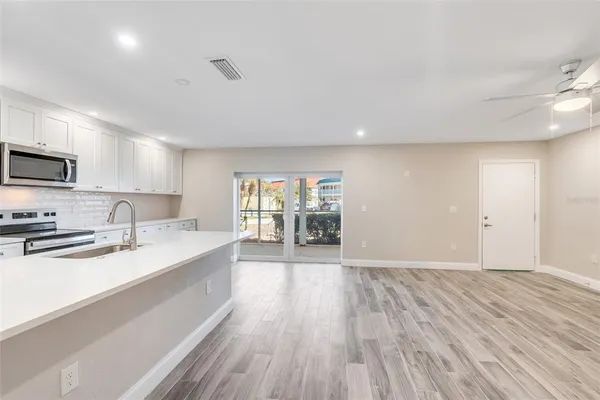 $469,003 | 827 East Gulf Drive, Unit K2, Sanibel, FL 33957