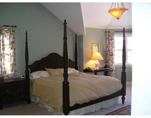 10 Sunset Road Needham, MA 02494 - Photo 11 of 15 Gallery Image 11