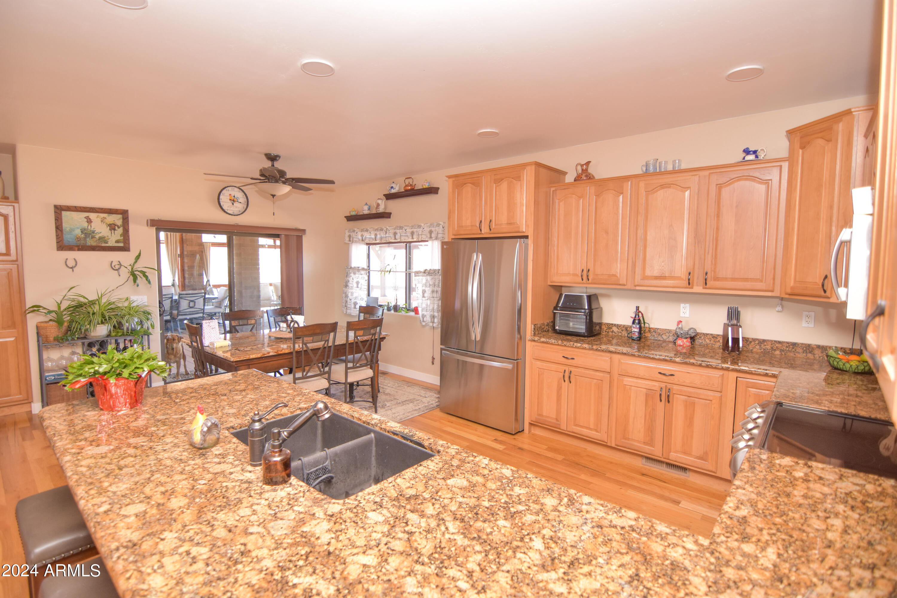 6951 Musgrove Road Skull Valley, AZ 86338 - Photo 9 of 52 Breakfast Bar