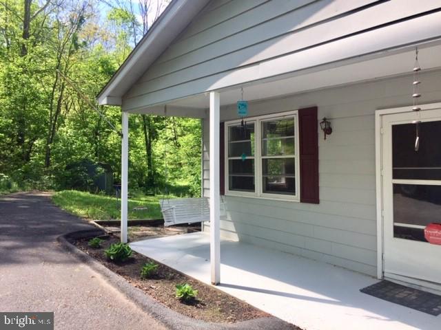 332 Sinking Spring Lane Gore, VA 22637 - Photo 23 of 37 Gallery Image 23