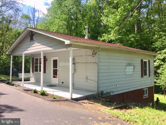 332 Sinking Spring Lane Gore, VA 22637 - Photo 30 of 37 Gallery Image 30