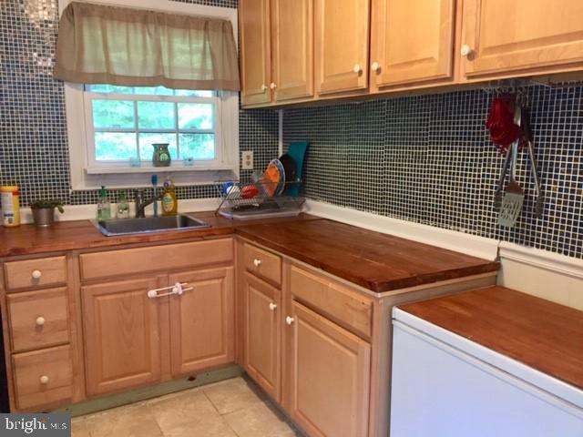 332 Sinking Spring Lane Gore, VA 22637 - Photo 5 of 37 Gallery Image 5