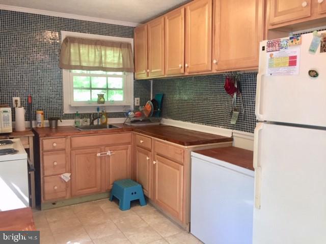 332 Sinking Spring Lane Gore, VA 22637 - Photo 6 of 37 Gallery Image 6