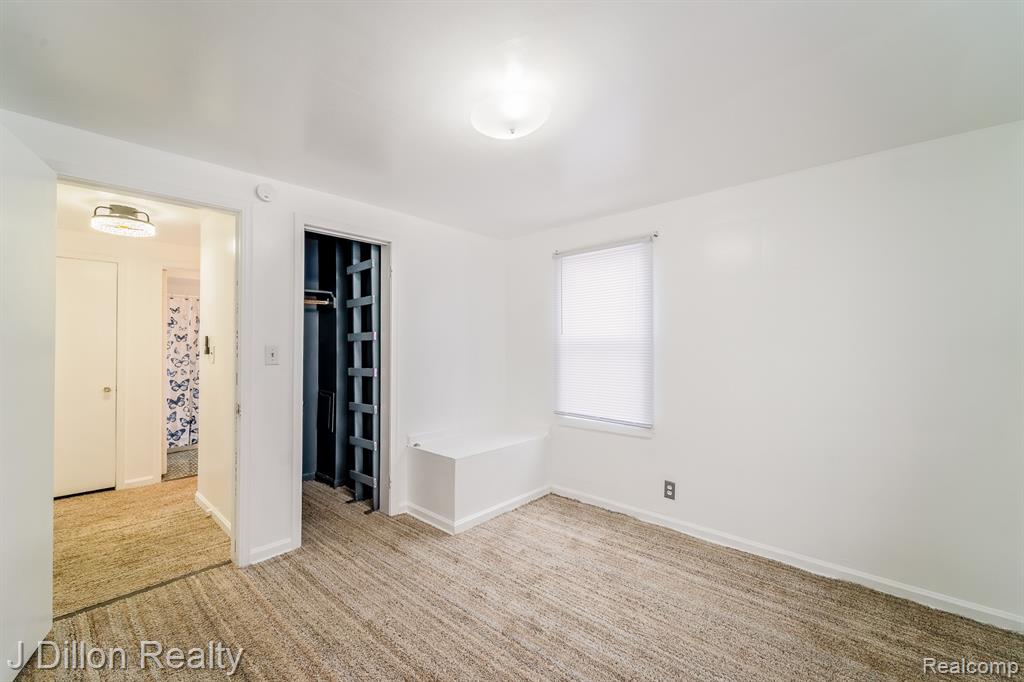 99 Chestnut Street River Rouge, MI 48218 - Photo 31 of 50