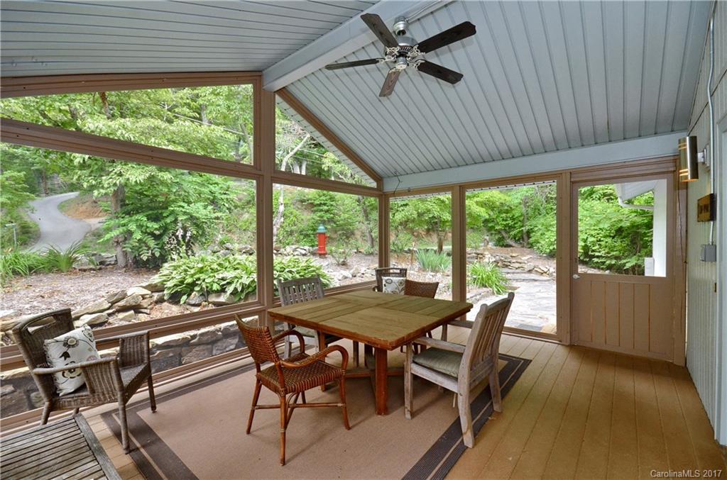 114 Wells Road Waynesville, NC 28785 - Photo 4 of 24