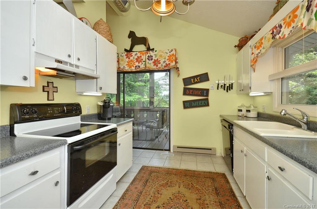114 Wells Road Waynesville, NC 28785 - Photo 10 of 24