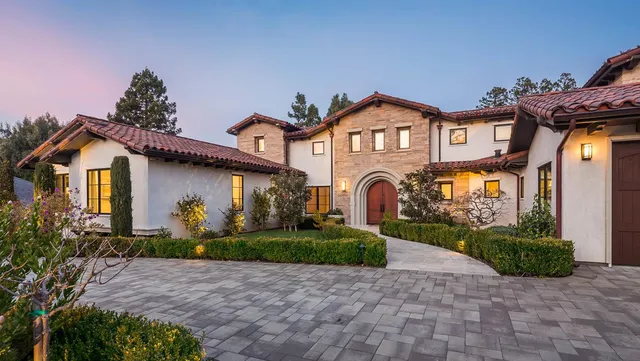 $11,896,000 | 2950 Churchill Drive, Hillsborough, CA 94010