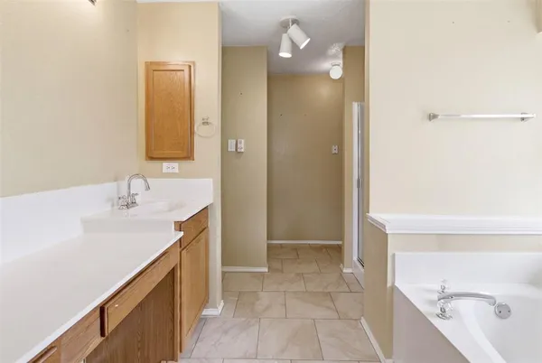 $355,000 | 531 Pecan Leaf Drive, Lancaster, TX 75146