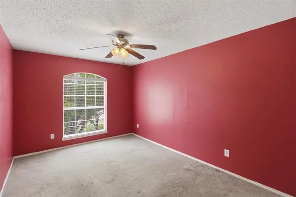 $355,000 | 531 Pecan Leaf Drive, Lancaster, TX 75146