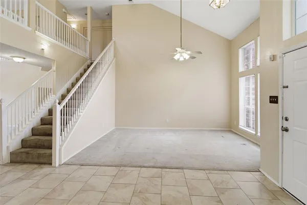 $355,000 | 531 Pecan Leaf Drive, Lancaster, TX 75146