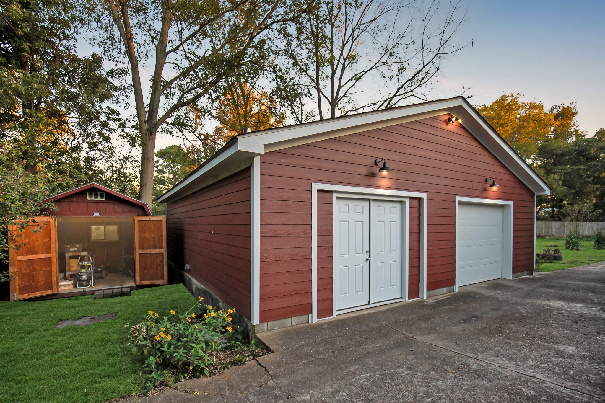 709 Nix Pass Madison, TN 37115 - Photo 22 of 33 a front view of house with yard and trees