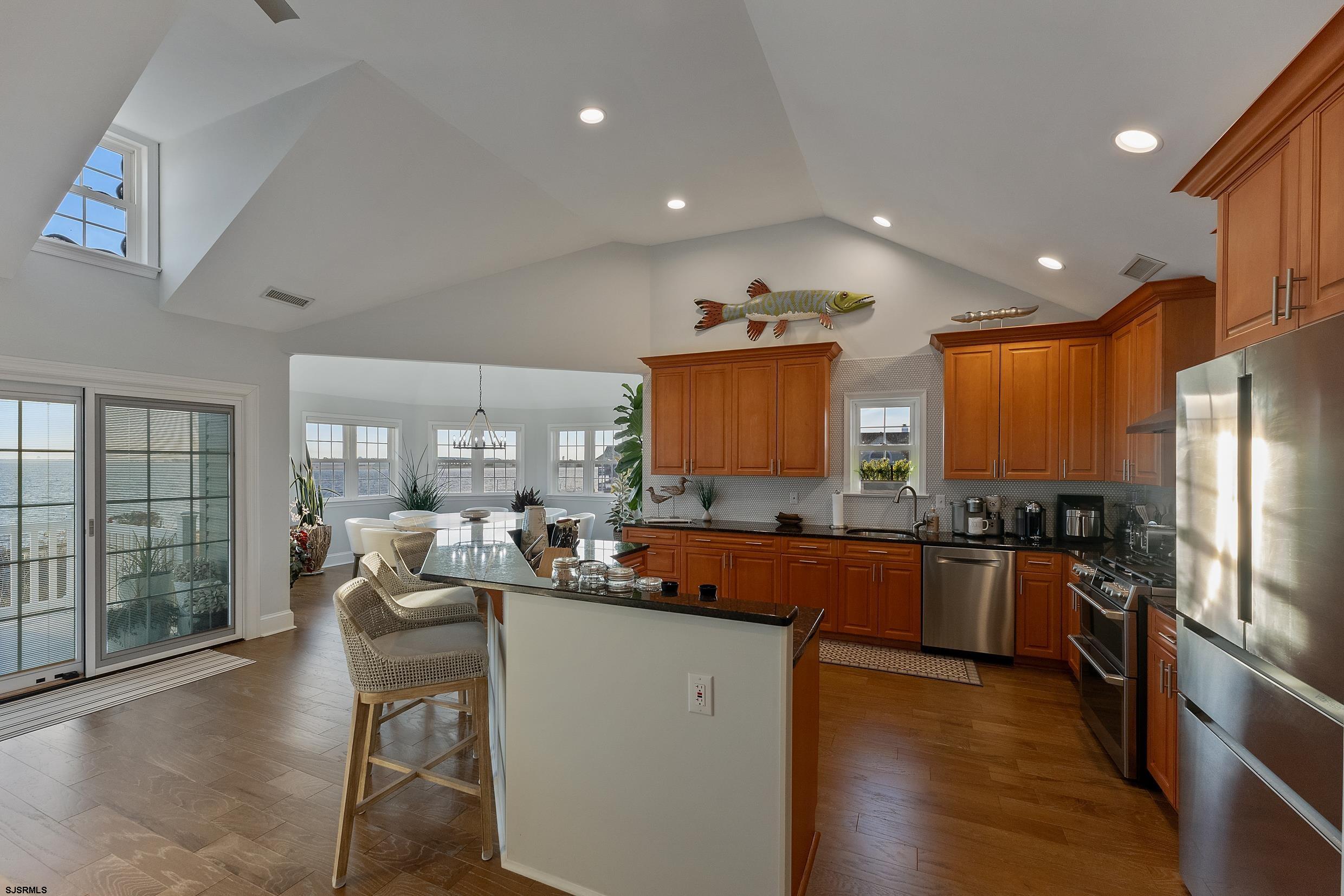 102 Broadway, Unit 2 Somers Point, NJ 08244 - Photo 19 of 98