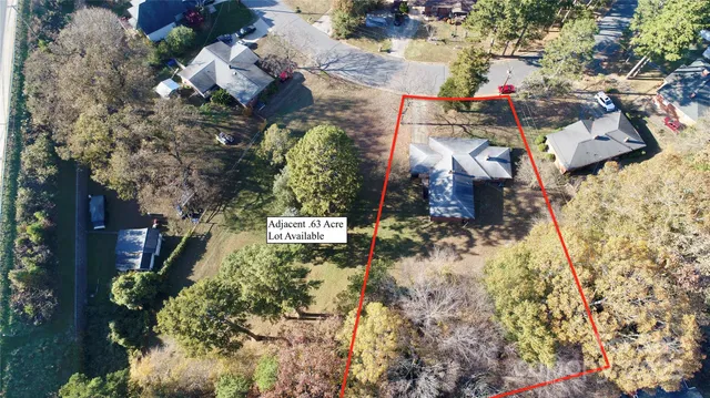 a view of outside area