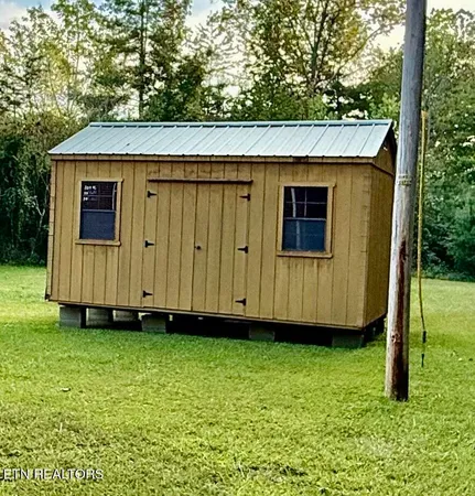 $205,500 | 3561 Grave Hill Road, Oneida, TN 37841