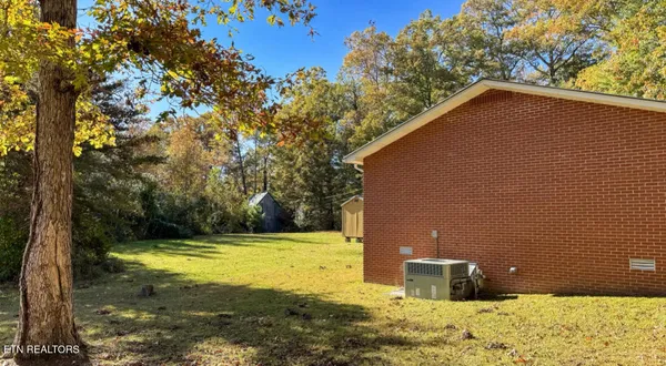 $205,500 | 3561 Grave Hill Road, Oneida, TN 37841