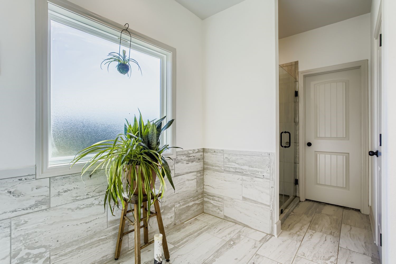 32123 Howell Road Waller, TX 77484 - Photo 18 of 28 a glass door in a room