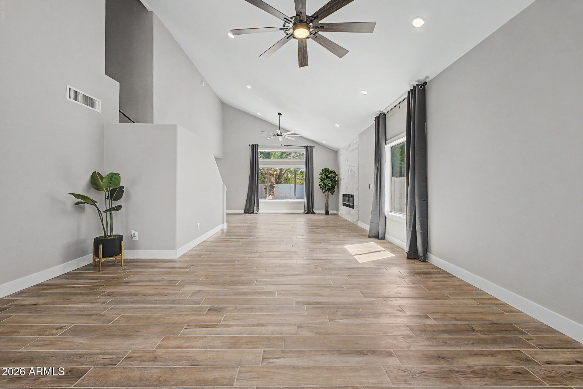 15969 West Statler Street Surprise, AZ 85374 - Photo 4 of 25 9 - Statler