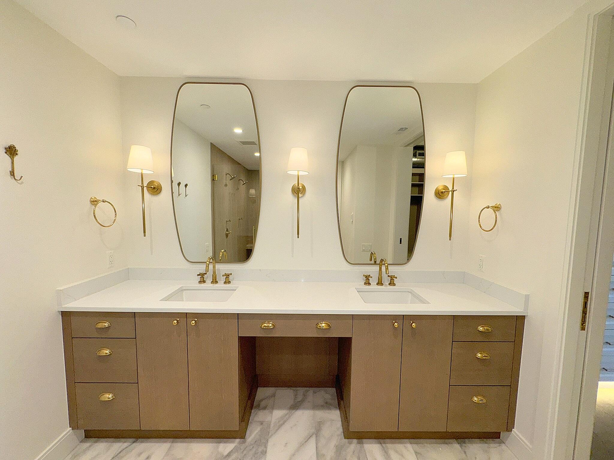 2051 Villa Road, Unit 302 Birmingham, MI 48009 - Photo 12 of 27 Dual Sinks/Makeup Area