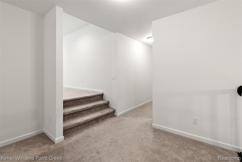201 Beechview Drive Rochester, MI 48306 - Photo 25 of 55