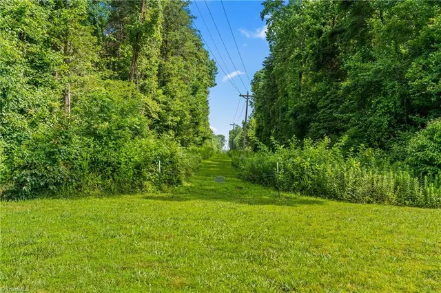 $995,000 | 100 Wilchester Lane, Kernersville, NC 27284